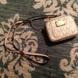 Michael Kors crossbody